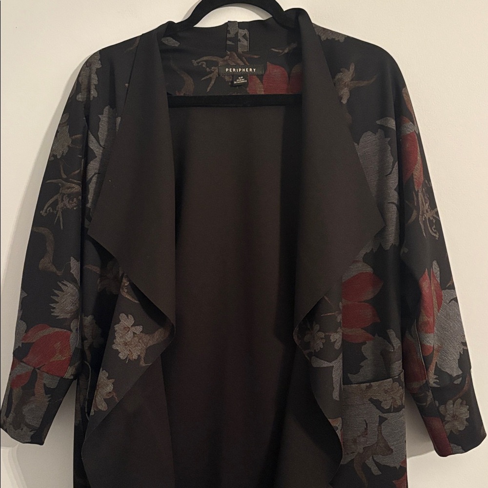 Periphery Floral Jacket - Picture 3 of 6